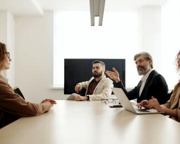 Att ligga på ett CV: Värt risken? Följderna av ett falskt CV